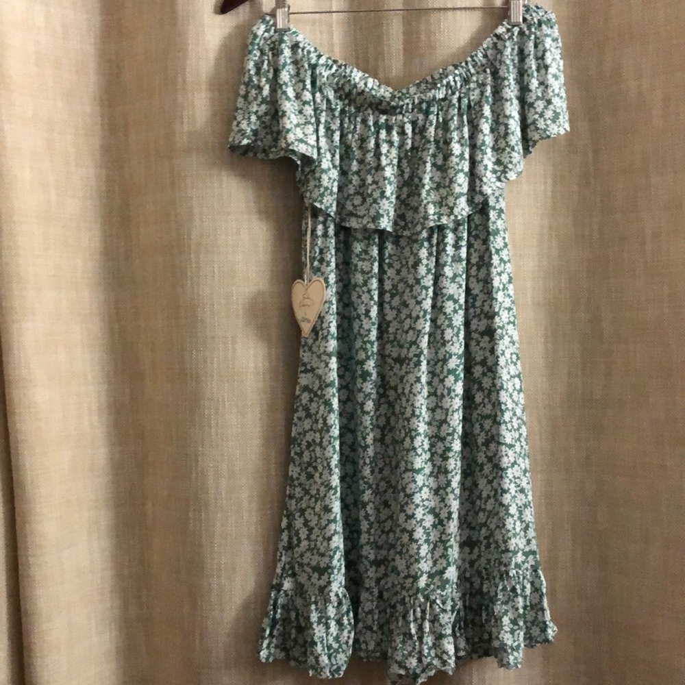 Floral Off-The-Shoulder Flowy Dress